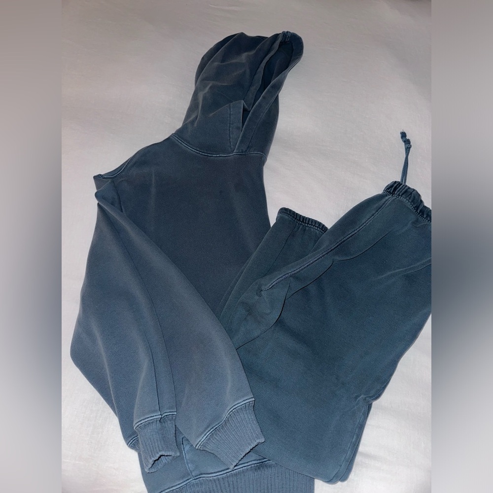 Elwood core sweat set